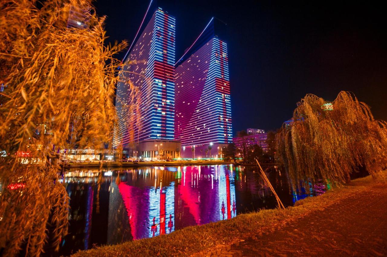 Panorama Orbi City Center Suite Sea View 바투미 외부 사진